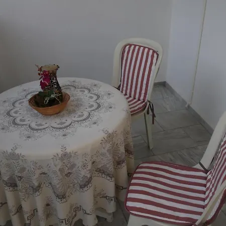 Of Zeus/leptokarya شقة *